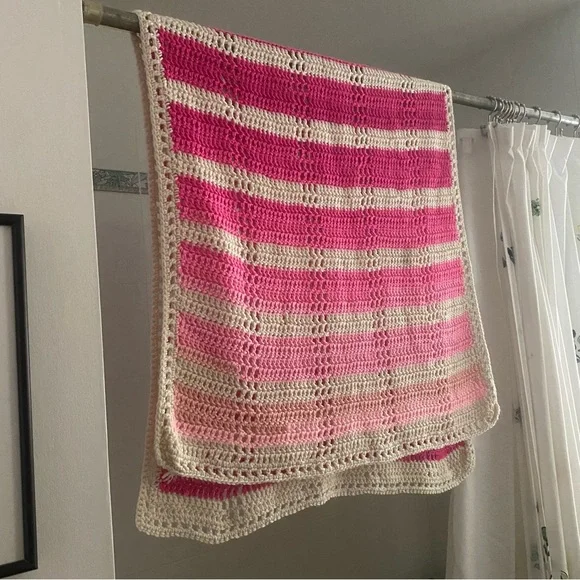 Vintage Handmade pink striped afghan throw blanket perfect for little gi… - Picture 4 of 9